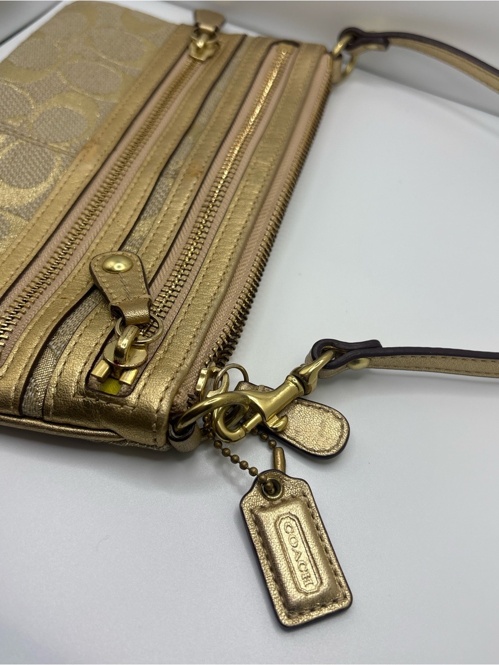 Gold Coach Signature Wristlet Shoulder Bag - Picture 2 of 3
